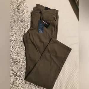 NWT Kenneth Cole Slim Fit tech Pant 30x30 in Sage Green